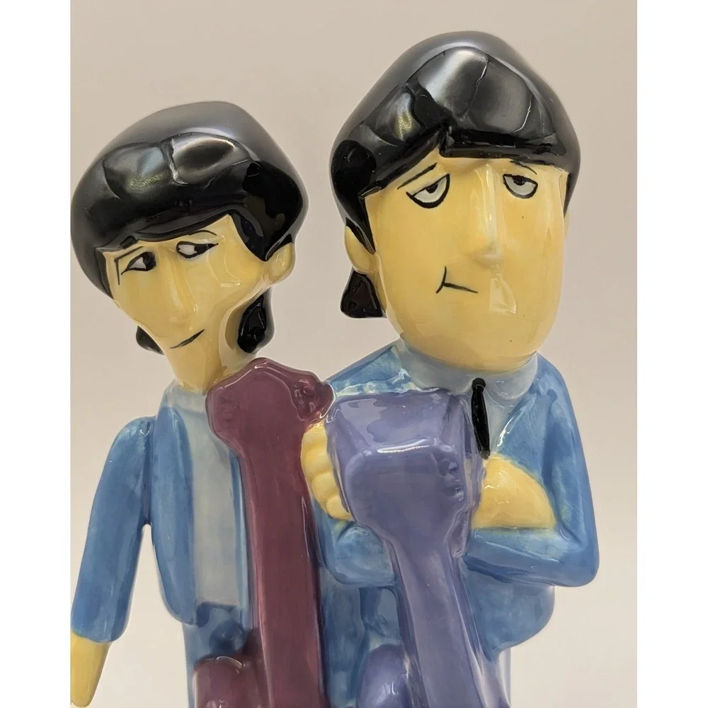 The Beatles Animated 2004 Vandor Apple Salt & Pepper Shakers NEW In Box‎